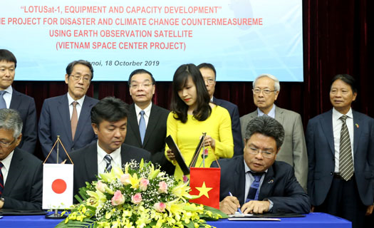 Việt Nam sẽ phóng vệ tinh quan sát trái đất LotusSat-1 vào năm 2023